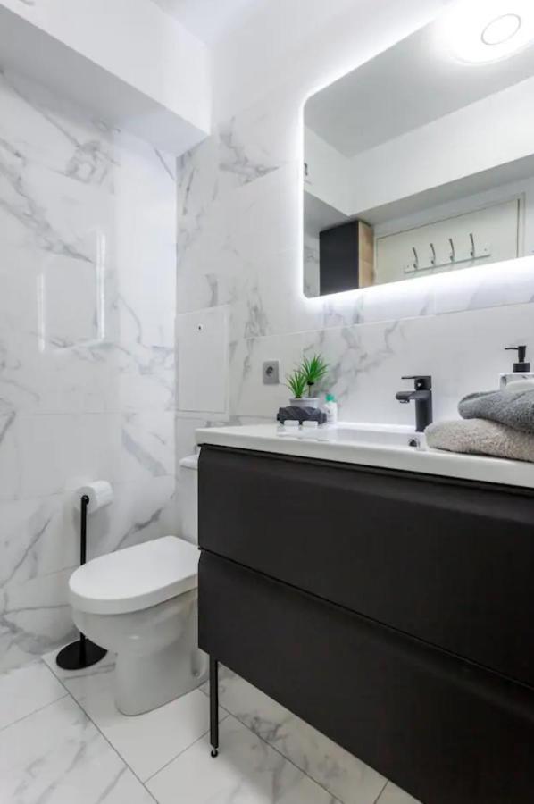 Beautiful Modern Fully Furnished Studio Levallois-Perret Ngoại thất bức ảnh